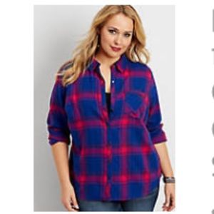 Maurices Navy & Pink Flannel Top Size 0